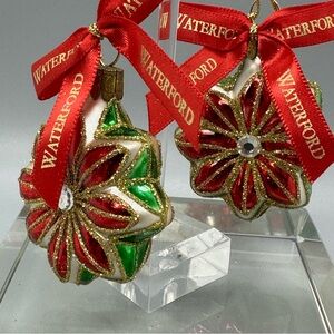 Waterford Holiday Heirloom 2 Miniature Poinsettia Medallion Ornaments with Box